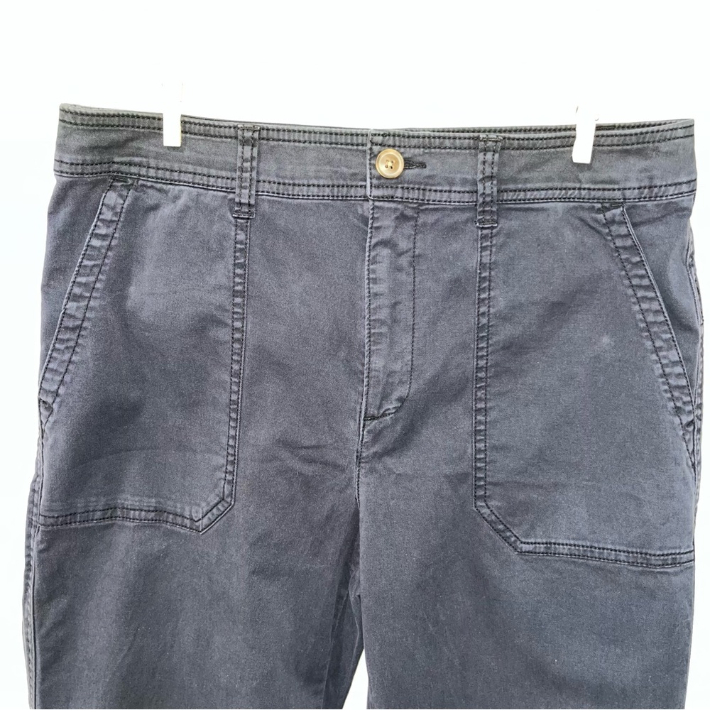 GAP Blue Capri Pants Classic Style (1-190) - Picture 3 of 6